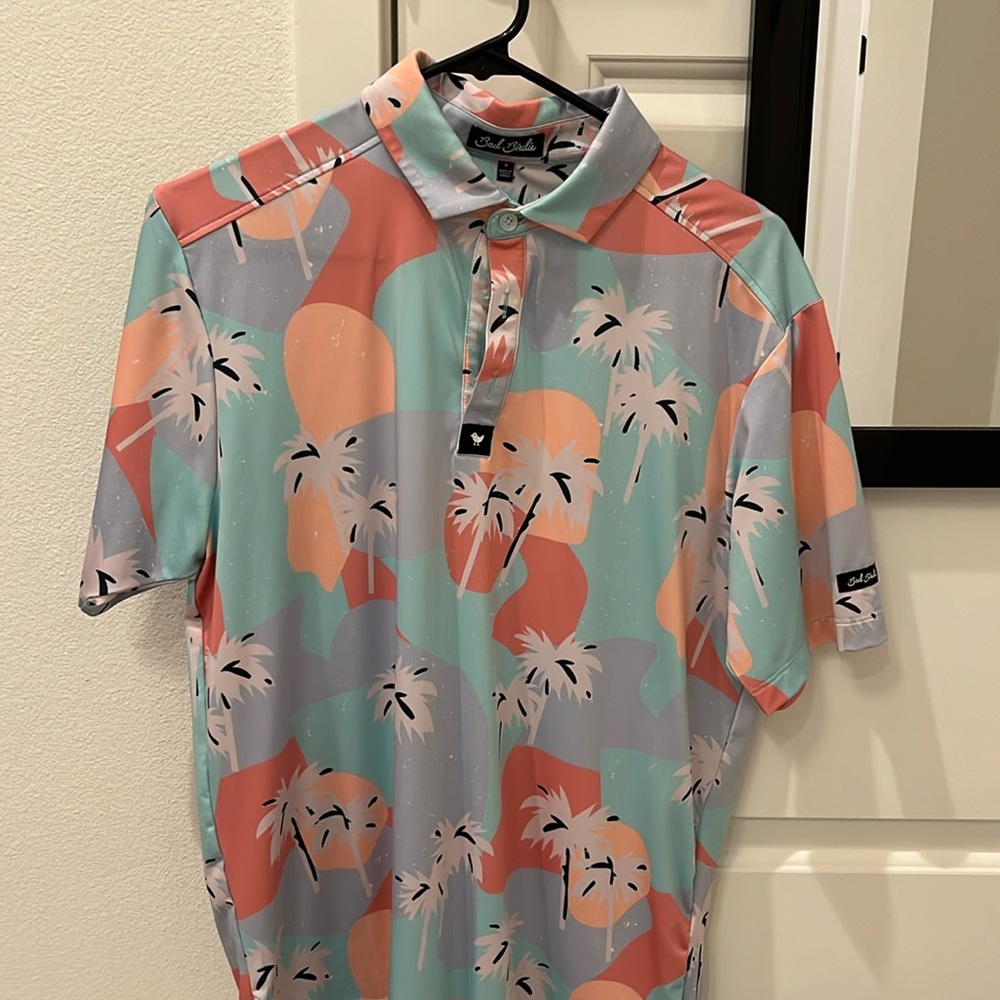 Bad Birdie golf shirt
Worn twice
Size small
Colors: mint, lavender, creamcicle